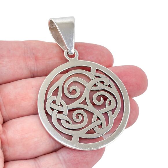 Sterling Silver Silpada Celtic Knot Pendant | Large Round Celtic Knot | Vintage - Picture 1 of 7